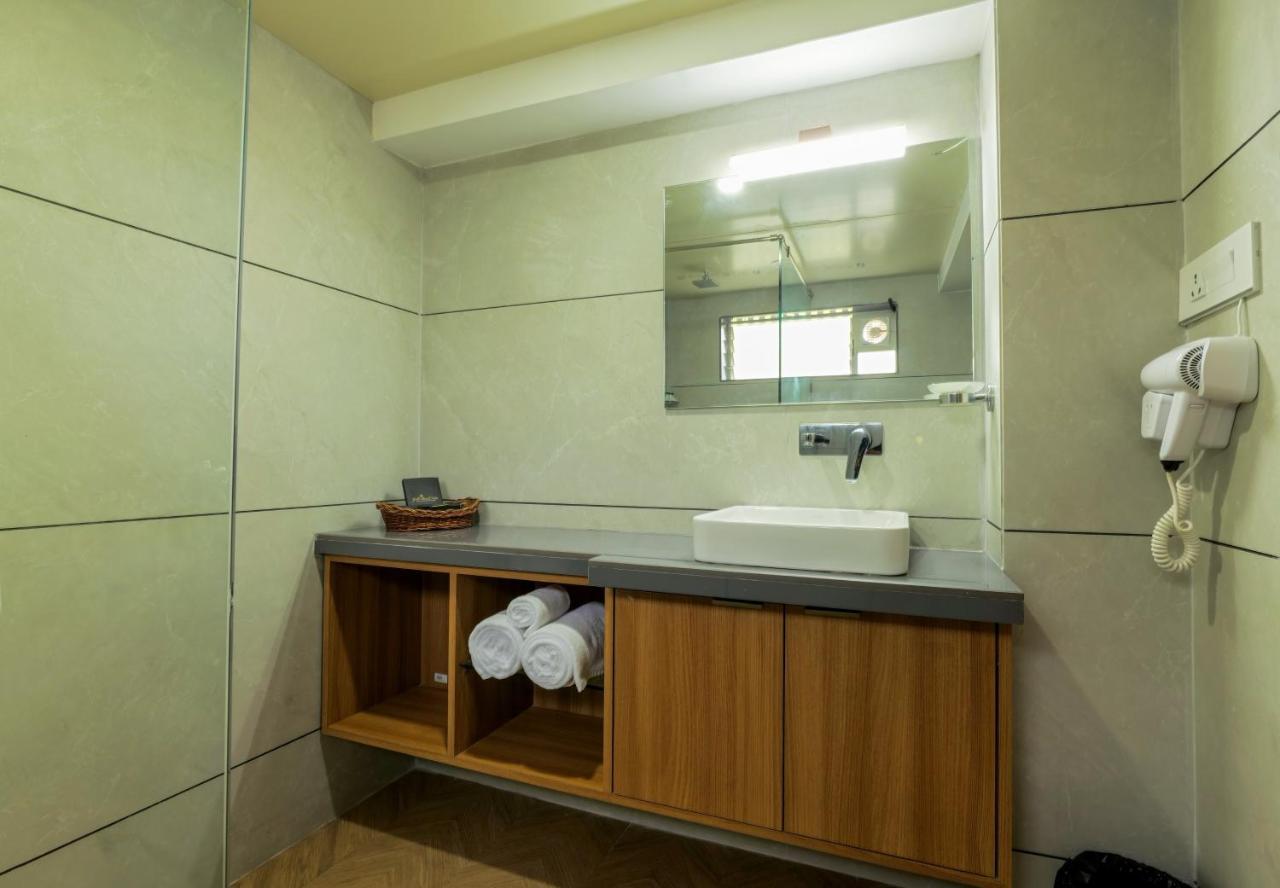Gold Beach Villa Daman Ngoại thất bức ảnh